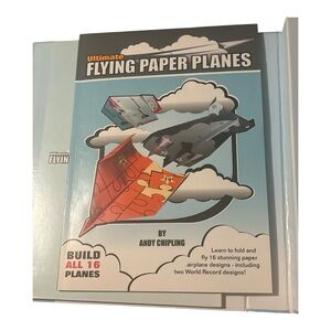 Ultimate Flying Paper Planes Book